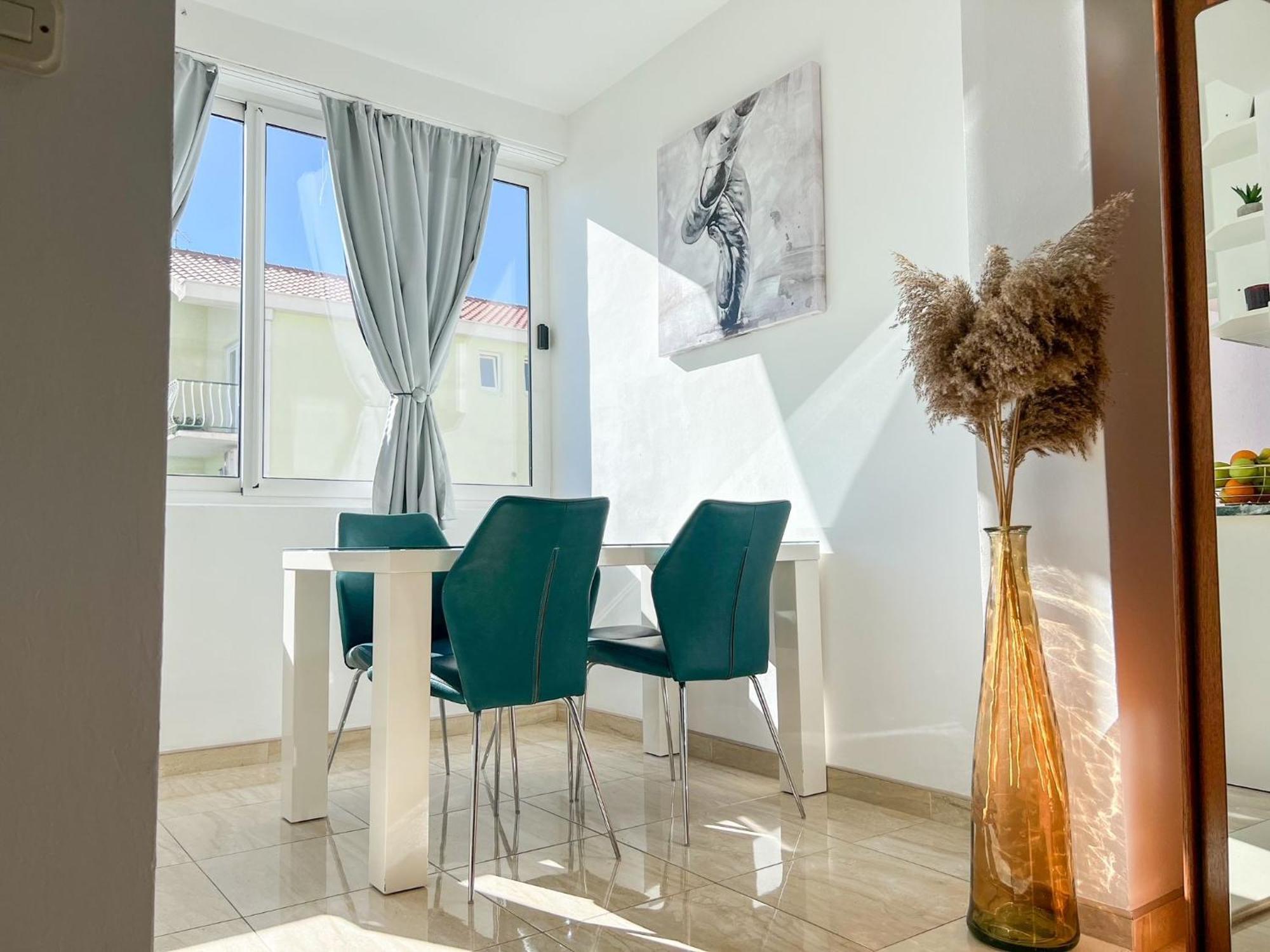 Apartment Holiday Makarska Exterior photo