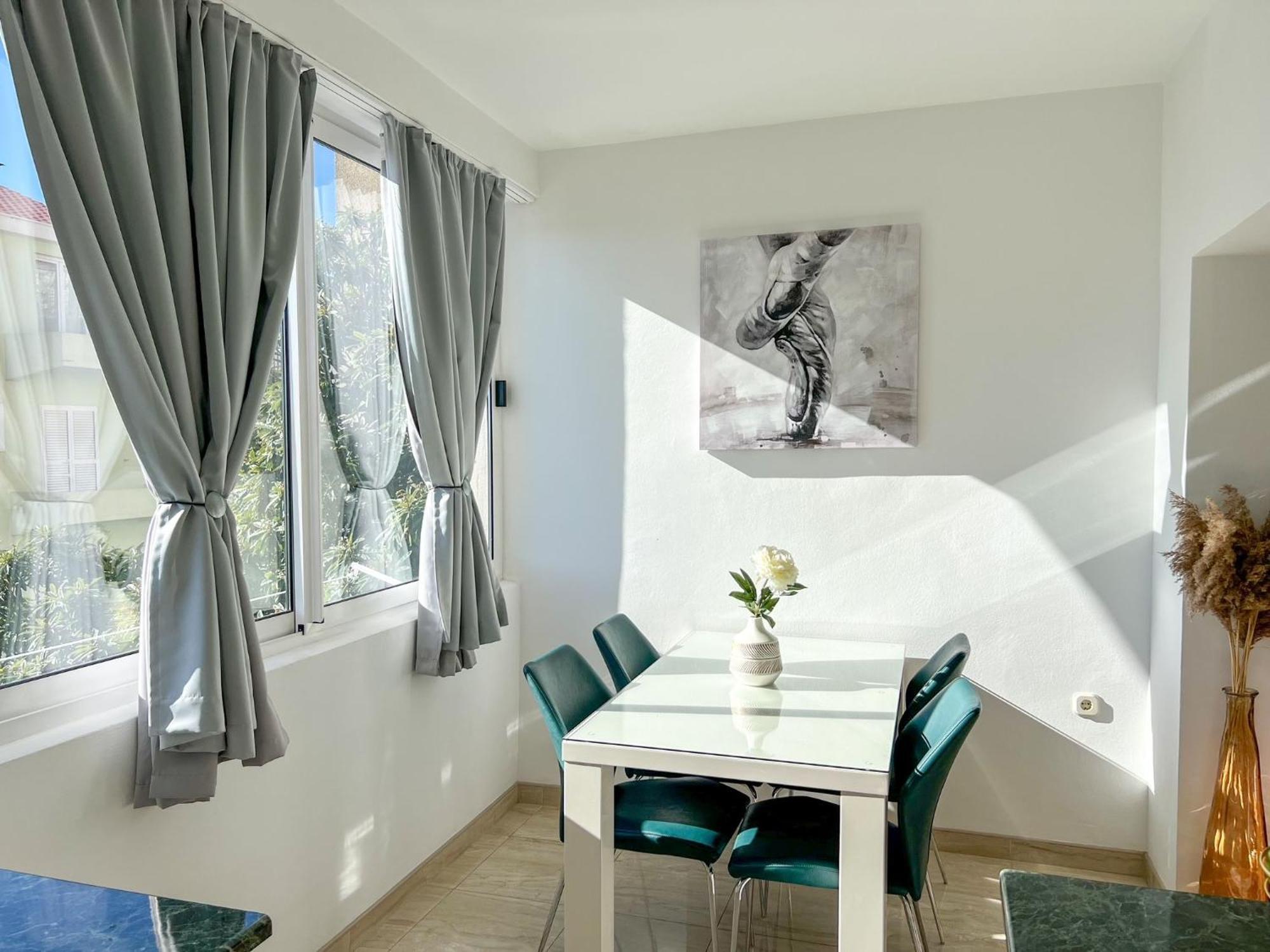 Apartment Holiday Makarska Exterior photo
